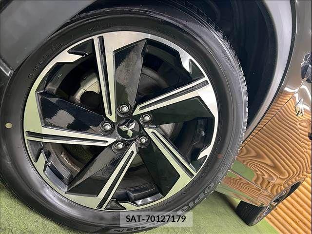 Mitsubishi ECLIPSE CROSS 2021-06 8245113-18