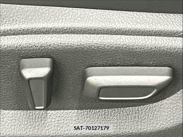 Mitsubishi ECLIPSE CROSS 2021-06 8245113-7
