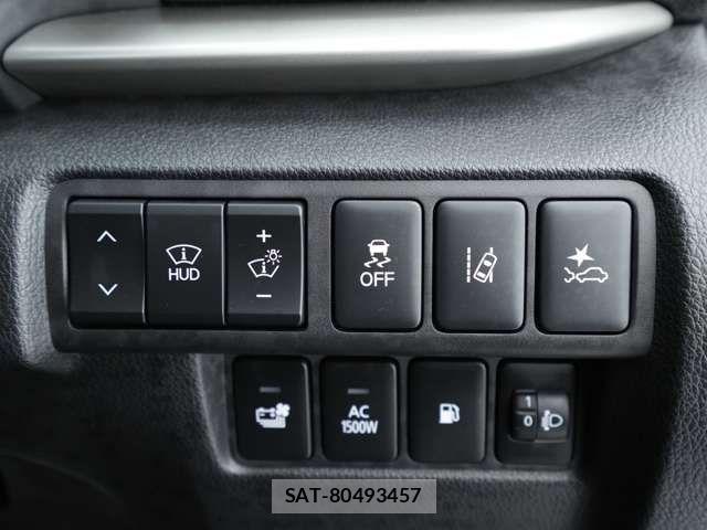 Mitsubishi ECLIPSE CROSS 2022-01 8245115-10