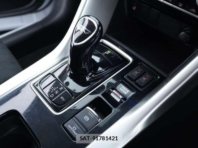 Mitsubishi ECLIPSE CROSS 2021-06 8354358-13