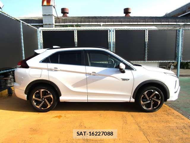 Mitsubishi ECLIPSE CROSS 2021-03 8365679-5