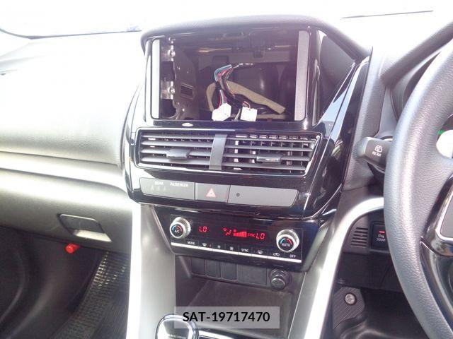 Mitsubishi ECLIPSE CROSS 2024-03 8365677-13