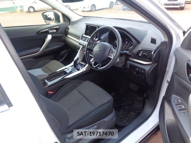 Mitsubishi ECLIPSE CROSS 2024-03 8365677-1