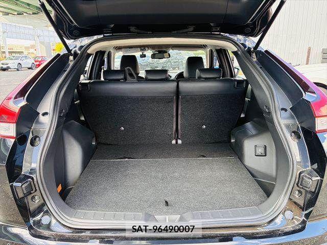 Mitsubishi ECLIPSE CROSS 2021-11 8365681-9