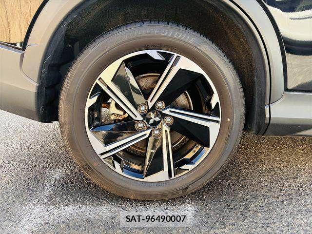 Mitsubishi ECLIPSE CROSS 2021-11 8365681-24
