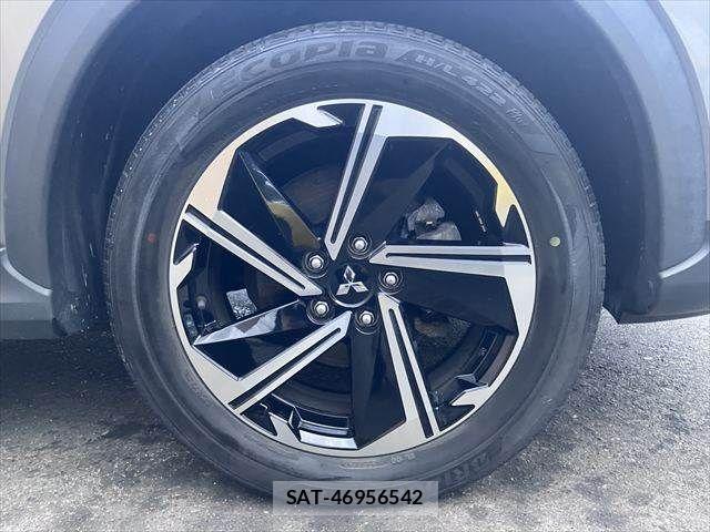 Mitsubishi ECLIPSE CROSS 2021-10 8457398-16