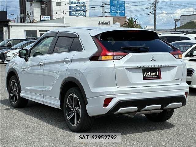 Mitsubishi ECLIPSE CROSS 2021-02 8485338-3