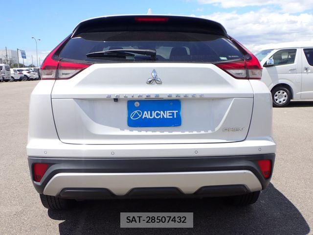 Mitsubishi ECLIPSE CROSS 2021-08 8685477-10