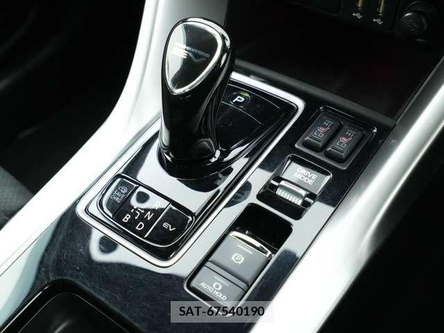 Mitsubishi ECLIPSE CROSS 2022-06 8685475-13