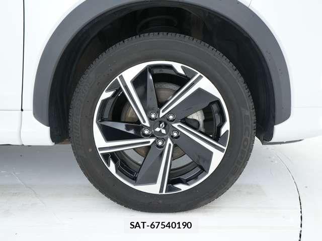 Mitsubishi ECLIPSE CROSS 2022-06 8685475-18