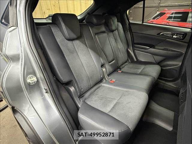 Mitsubishi ECLIPSE CROSS 2023-08 8741810-11