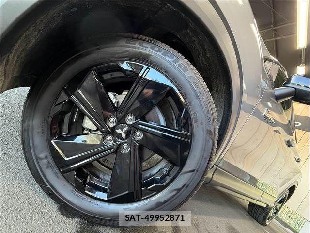 Mitsubishi ECLIPSE CROSS 2023-08 8741810-18