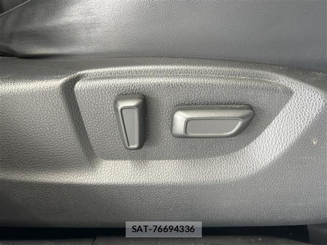 Mitsubishi ECLIPSE CROSS 2021-06 8795841-23