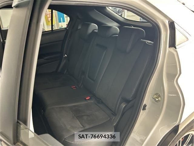 Mitsubishi ECLIPSE CROSS 2021-06 8795841-25
