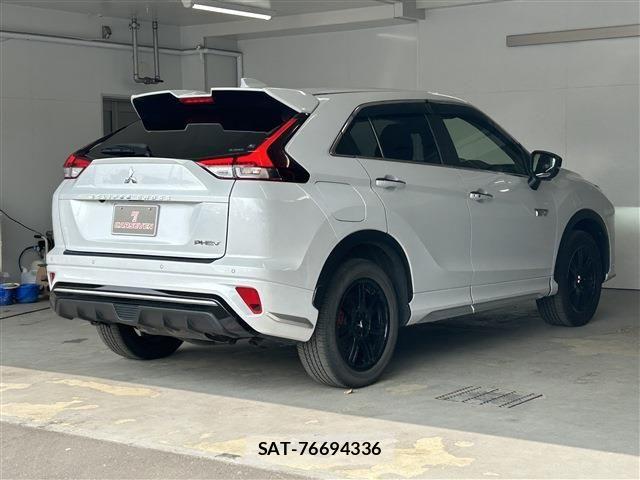 Mitsubishi ECLIPSE CROSS 2021-06 8795841-4