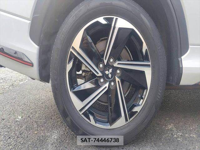 Mitsubishi ECLIPSE CROSS 2021-07 8828832-11