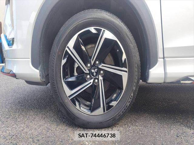 Mitsubishi ECLIPSE CROSS 2021-07 8828832-25