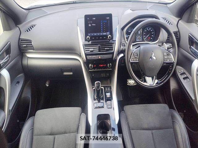 Mitsubishi ECLIPSE CROSS 2021-07 8828832-2