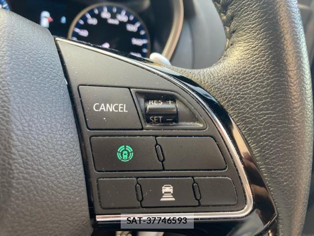 Mitsubishi ECLIPSE CROSS 2023-04 8828831-19