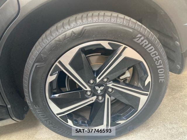 Mitsubishi ECLIPSE CROSS 2023-04 8828831-6