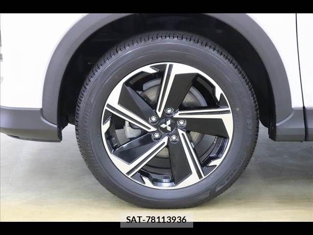 Mitsubishi ECLIPSE CROSS 2021-02 8828830-23