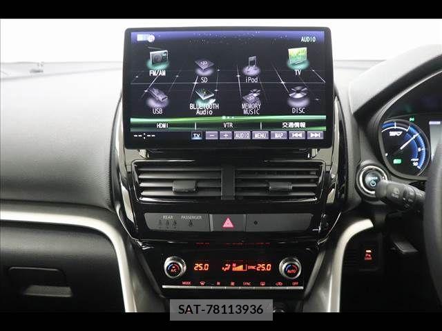 Mitsubishi ECLIPSE CROSS 2021-02 8828830-28