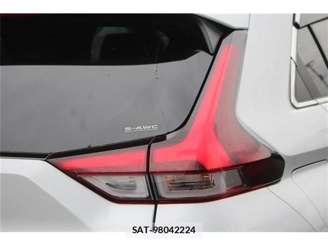 Mitsubishi ECLIPSE CROSS 2021-07 8848822-28