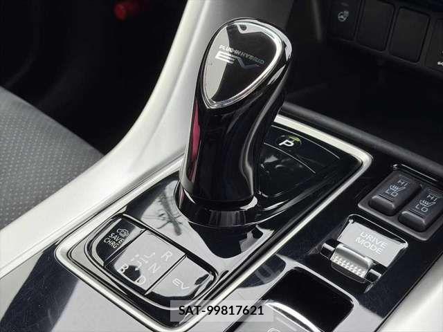 Mitsubishi ECLIPSE CROSS 2022-07 8848820-18