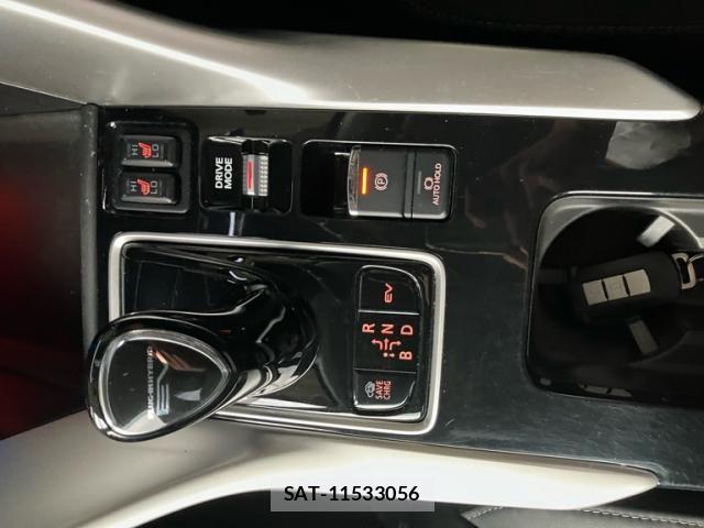 Mitsubishi ECLIPSE CROSS 2022-01 8848824-19