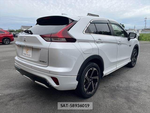 Mitsubishi ECLIPSE CROSS 2021-08 8879583-16