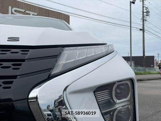 Mitsubishi ECLIPSE CROSS 2021-08 8879583-22