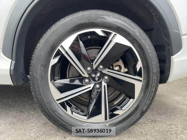 Mitsubishi ECLIPSE CROSS 2021-08 8879583-26