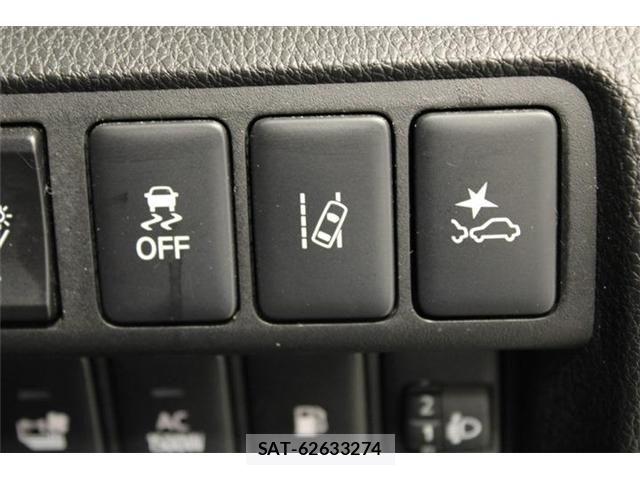 Mitsubishi ECLIPSE CROSS 2022-09 8879582-4