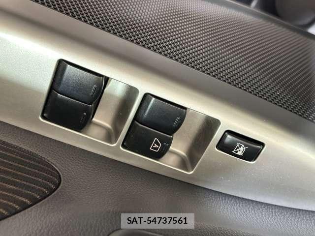 Mitsubishi EK CUSTOM 2013-10 6526011-16
