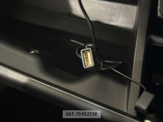 Mitsubishi EK CUSTOM 2018-05 6904568-26