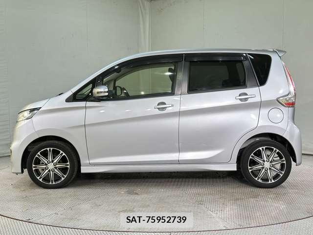 Mitsubishi EK CUSTOM 2018-05 6904568-7