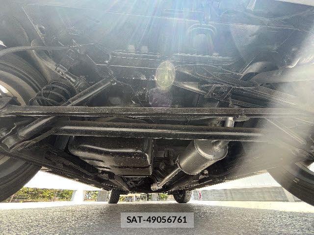 Mitsubishi EK CUSTOM 2013-11 6904569-24