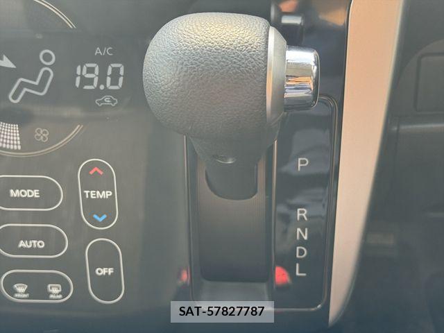 Mitsubishi EK CUSTOM 2013-06 7217832-18
