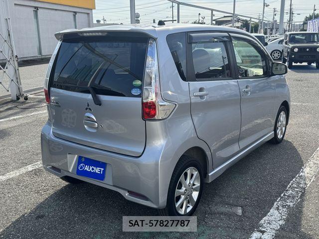 Mitsubishi EK CUSTOM 2013-06 7217832-4