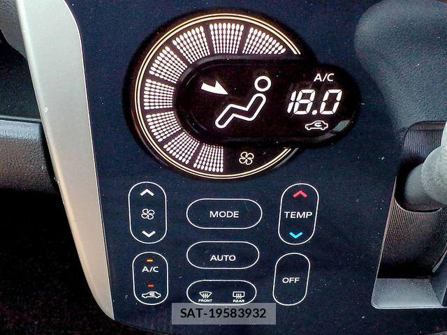 Mitsubishi EK CUSTOM 2013-10 7217837-18