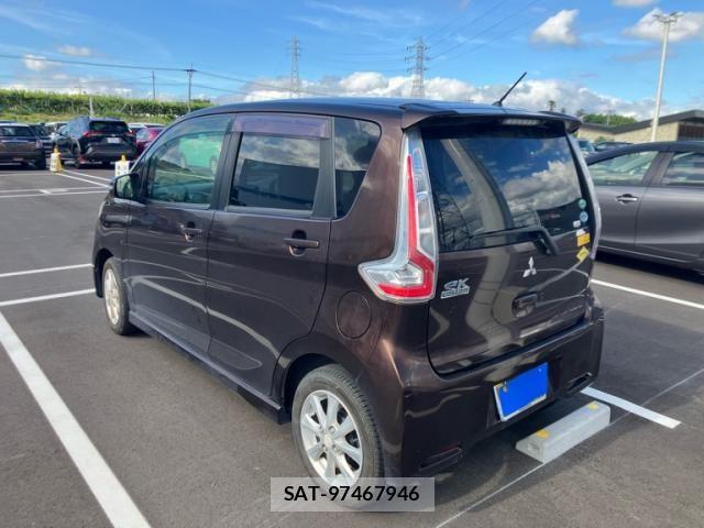 Mitsubishi EK CUSTOM 2015-11 7326831-7