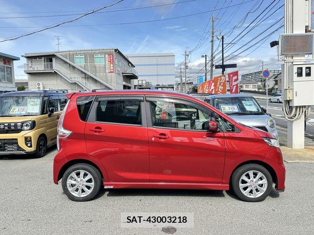 Mitsubishi EK CUSTOM 2017-11 7616307-2
