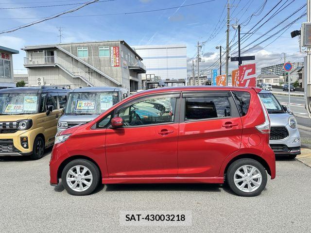 Mitsubishi EK CUSTOM 2017-11 7616307-3