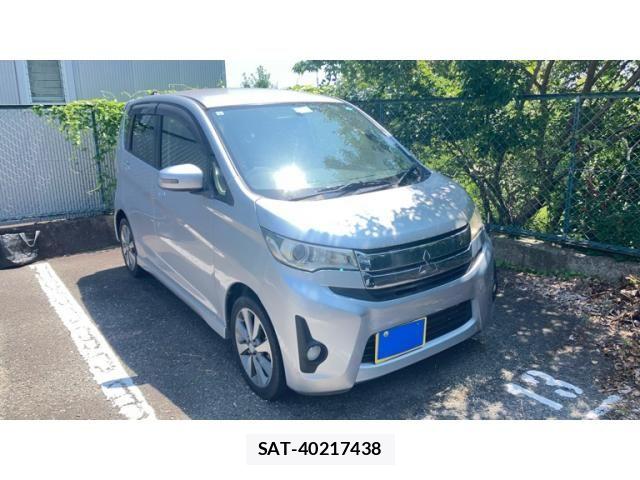Mitsubishi EK CUSTOM 2013-09 8129894-0