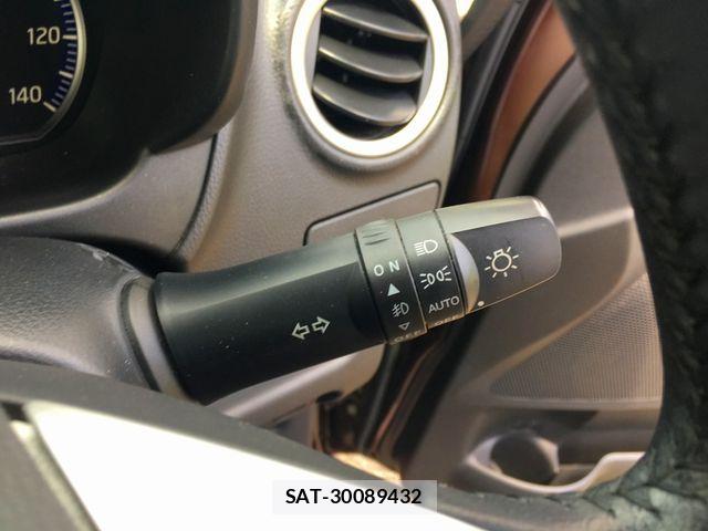 Mitsubishi EK CUSTOM 2015-12 8207365-8