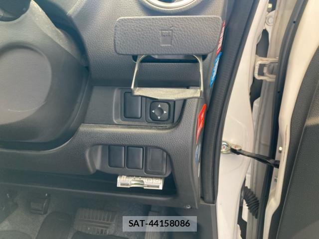 Mitsubishi EK CUSTOM 2014-02 8314281-16