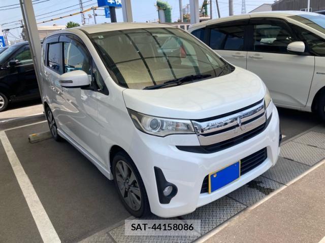 Mitsubishi EK CUSTOM 2014-02 8314281-2