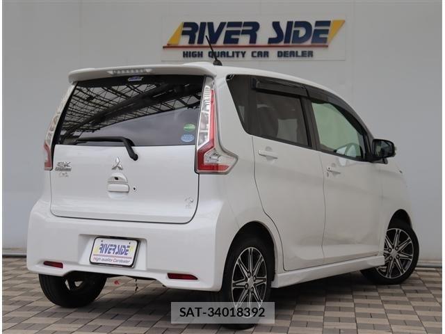 Mitsubishi EK CUSTOM 2017-10 8314279-2