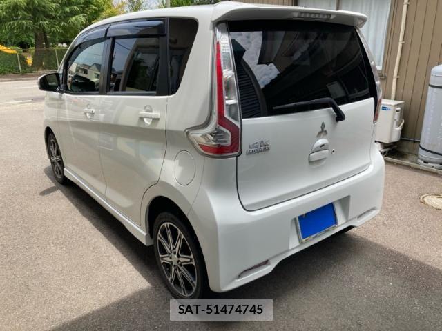 Mitsubishi EK CUSTOM 2015-12 8314282-3