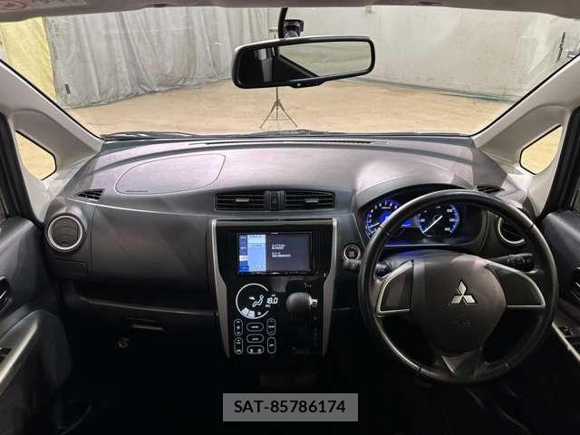 Mitsubishi EK CUSTOM 2014-08 8412140-14
